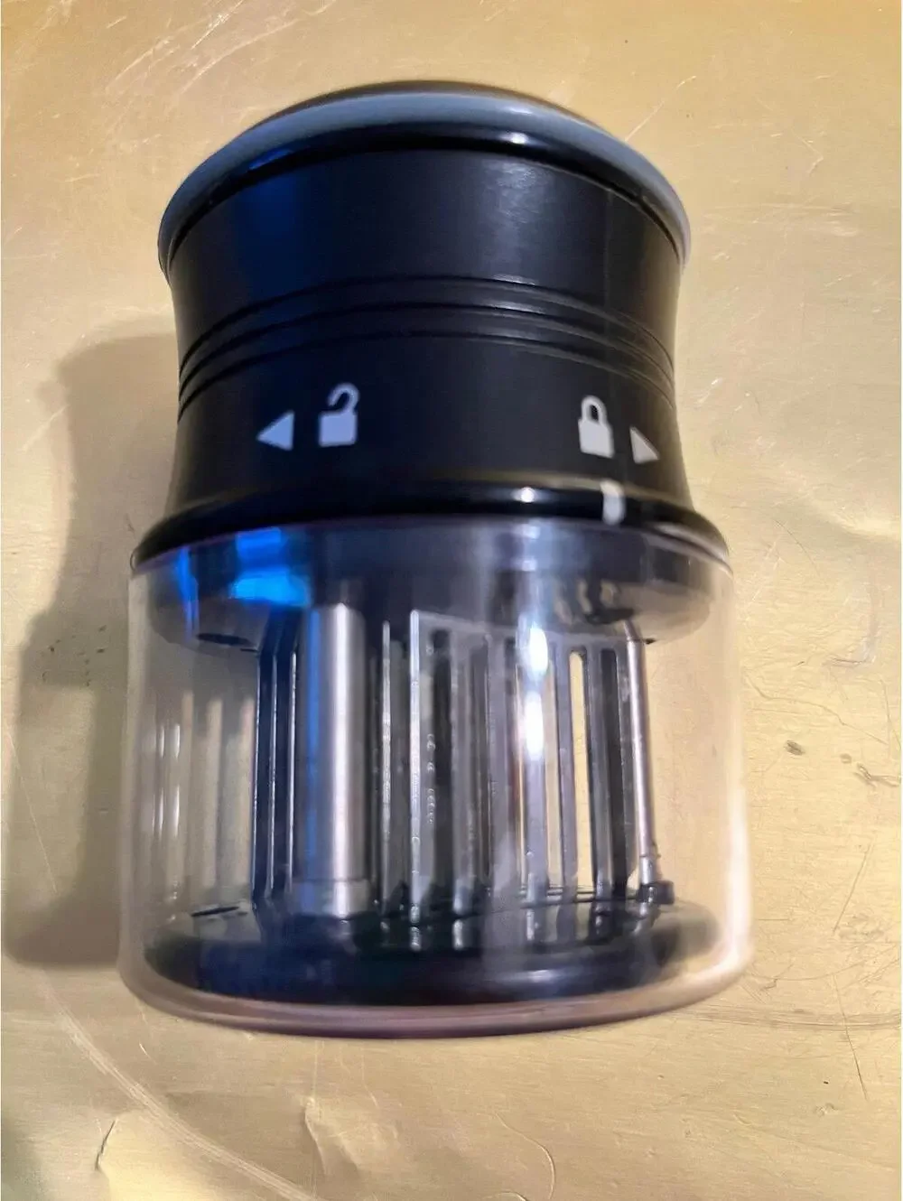 Deni , Ultra Sharp Amison Locking Meat Tenderizer Great condition
